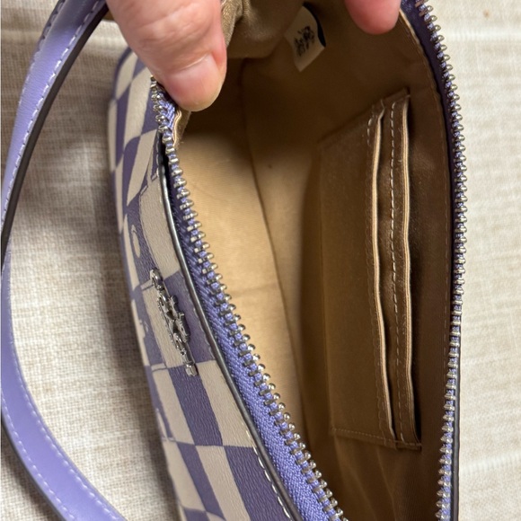 Coach Checkered Wristlet - - Picture 5 of 5